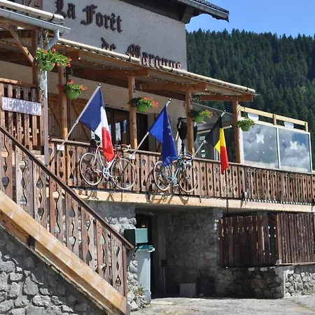 Hotel La Foret De Maronne La Garde (Isere)