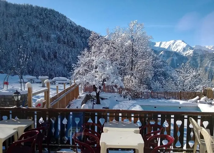 La Foret De Maronne Hotel La Garde (Isere)