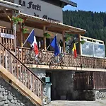 Hotel La Foret De Maronne La Garde (Isere)