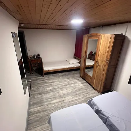 Hotell La Foret De Maronne *
