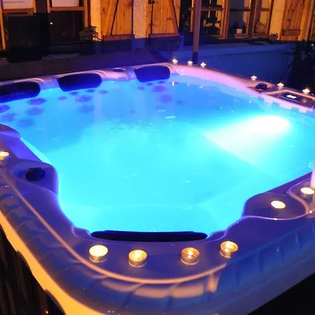Hotell La Foret De Maronne *
